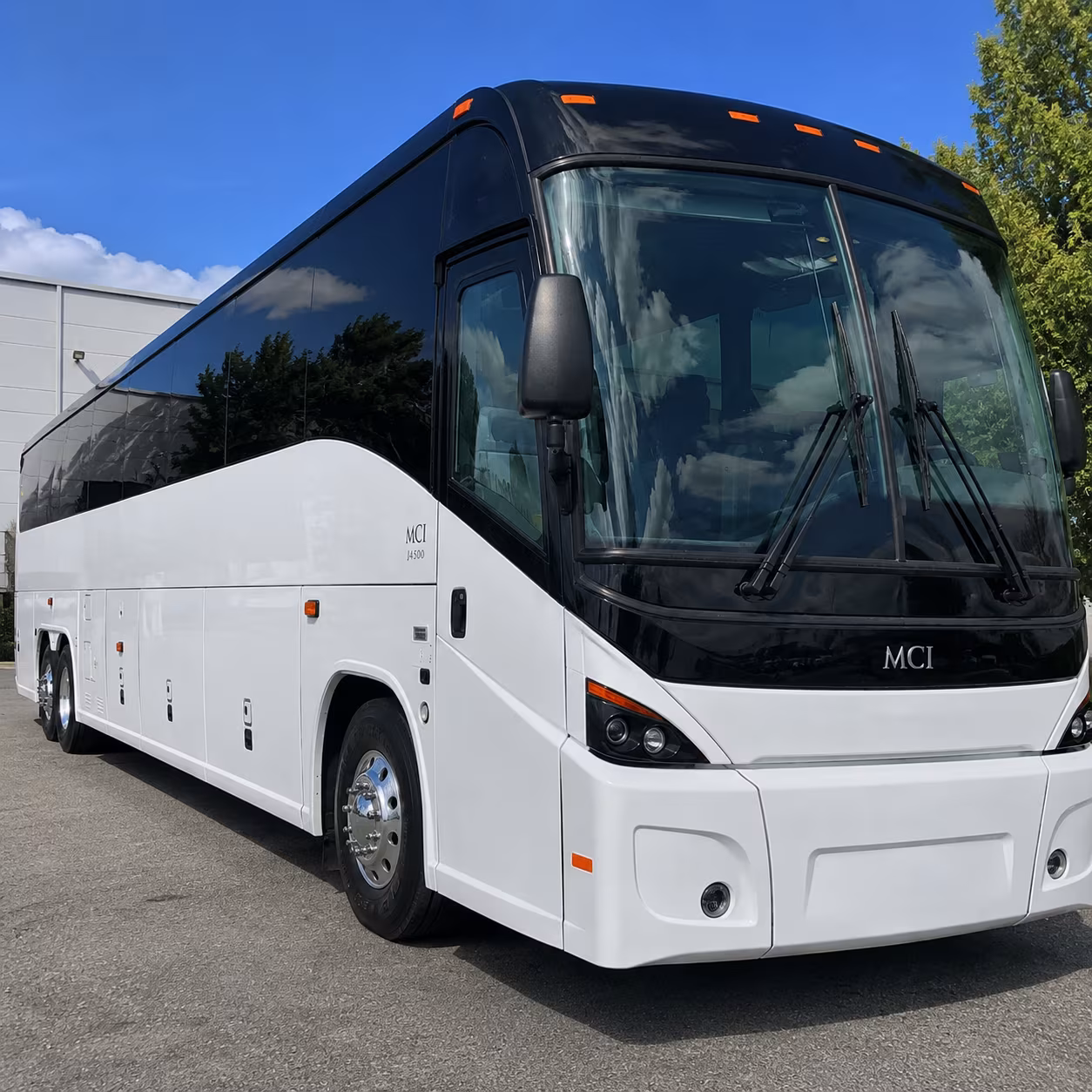 san diego international airport shuttle buses from menifee southwest riverside county
